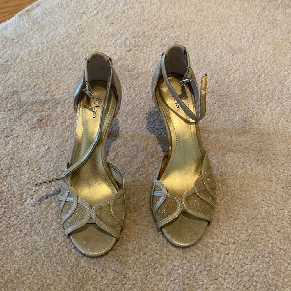 Sparkly champagne colored heels